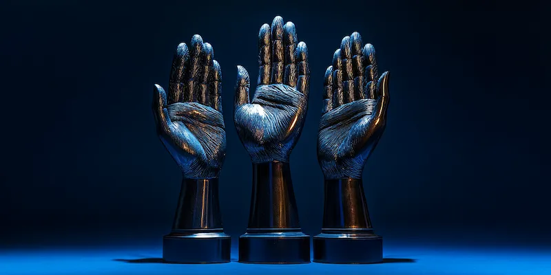 Statuetki grawerowane